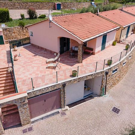 Residence Villa Il Casale - Appartamenti Wellness E Piscina Riscaldata Tovo San Giacomo Kültér fotó