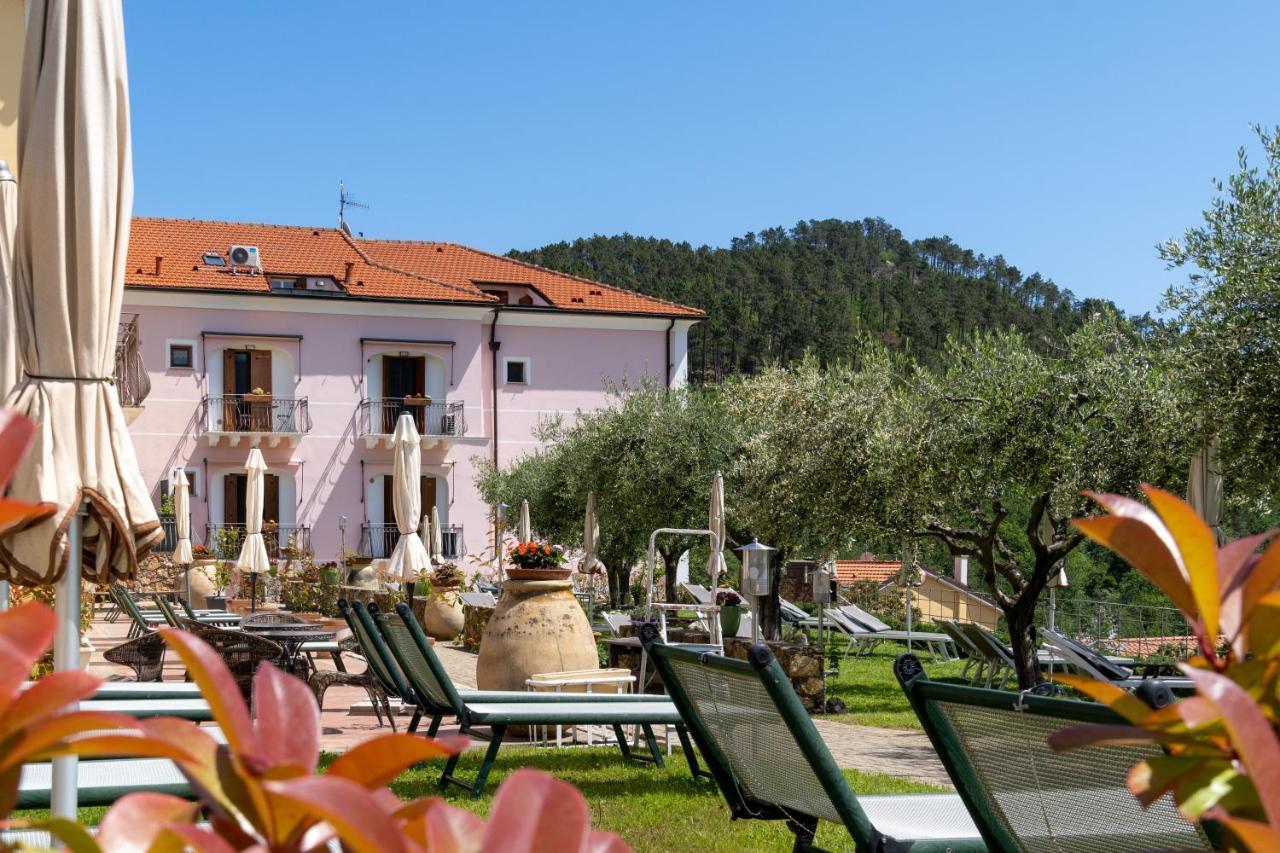 Residence Villa Il Casale - Appartamenti Wellness E Piscina Riscaldata Tovo San Giacomo Kültér fotó