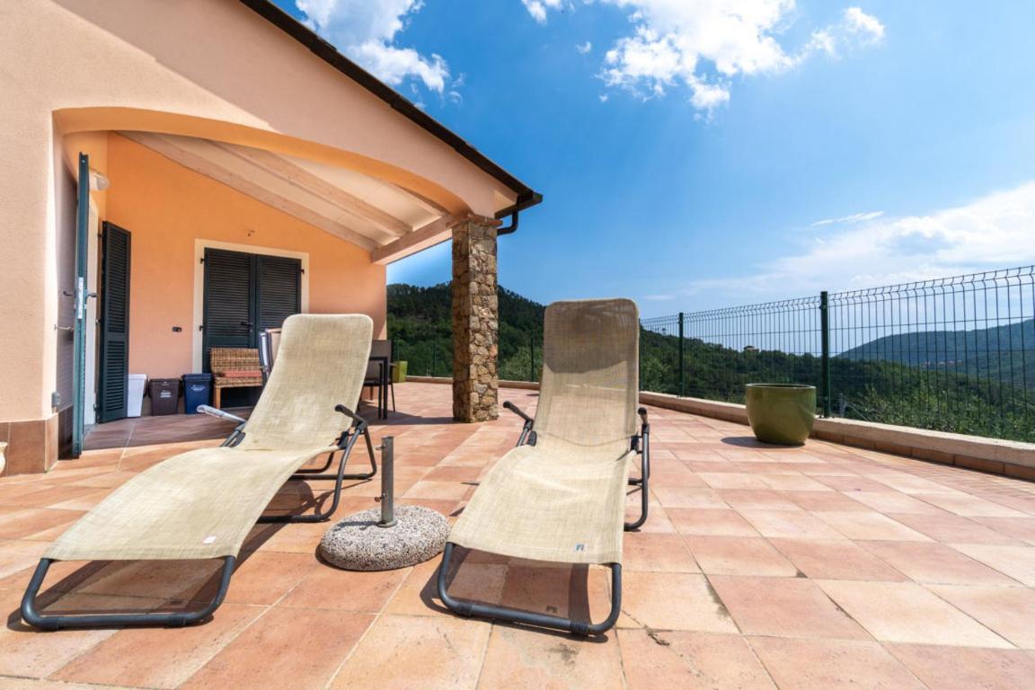 Residence Villa Il Casale - Appartamenti Wellness E Piscina Riscaldata Tovo San Giacomo Kültér fotó