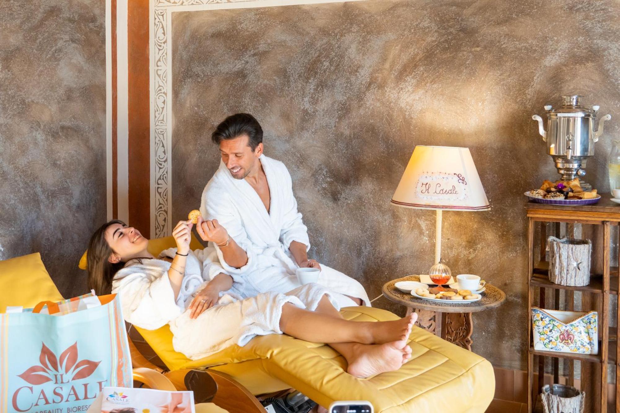 Residence Villa Il Casale - Appartamenti Wellness E Piscina Riscaldata Tovo San Giacomo Kültér fotó